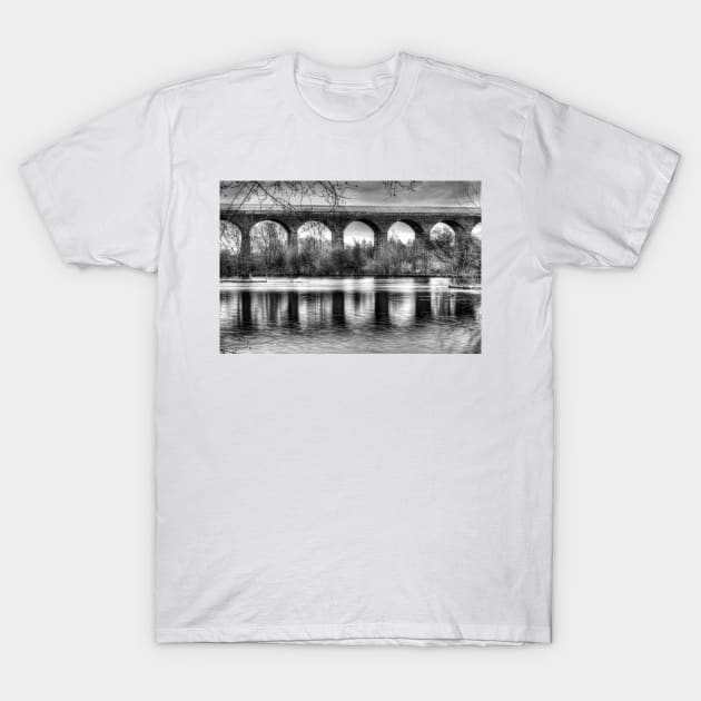 Viaduct at Reddish Vale Country Park T-Shirt by avrilharris